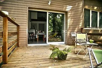 Au Gre Du Hasard Bed & Breakfast