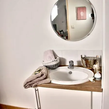 Bed & Breakfast Au Gre Du Hasard 2*